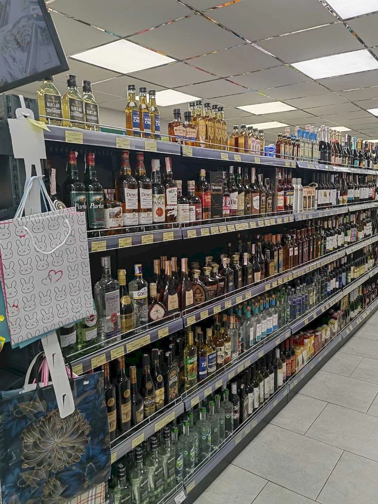 Продуктовый магазин в Центральном районе