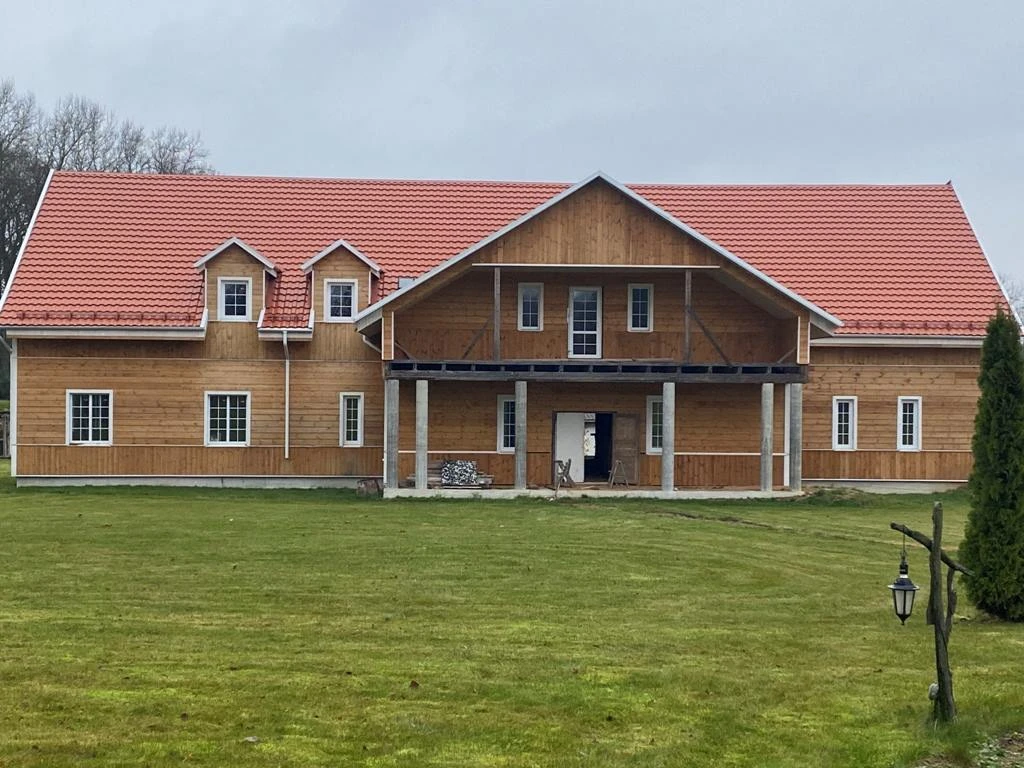 Недостроенная агроусадьба в Копыльском районе