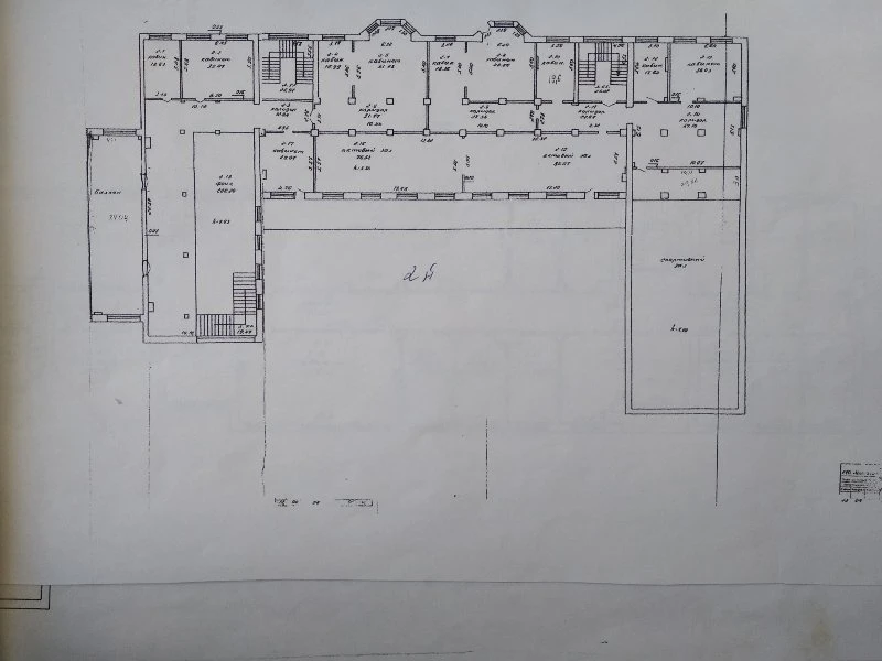Здание свободного назначения